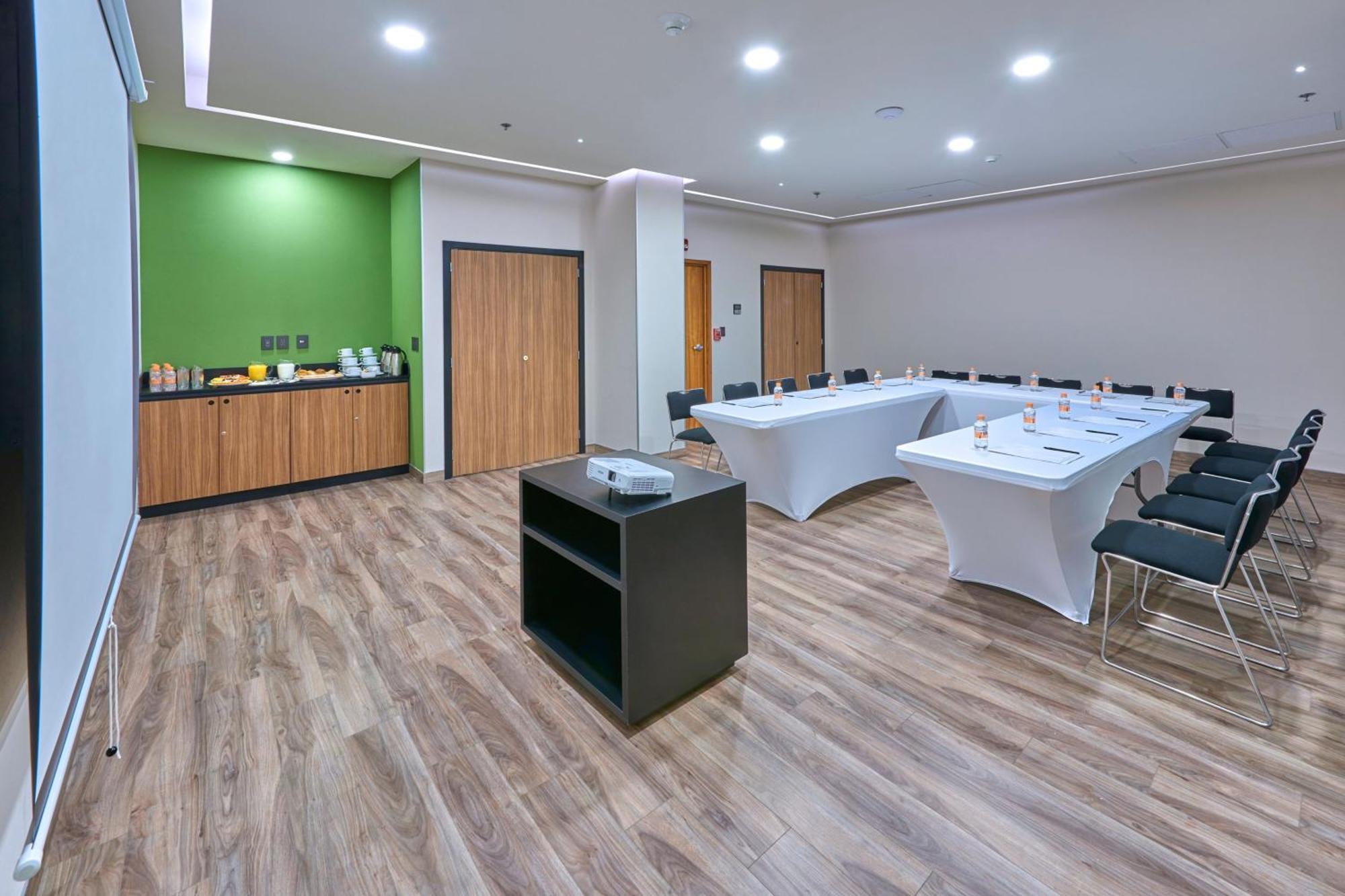 City Express Plus By Marriott Mexicali Exterior photo